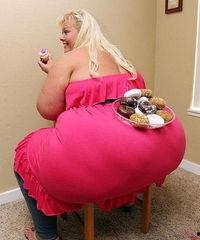 巨大乳首 女在线视频,网络传播的伦理边界与监管挑战